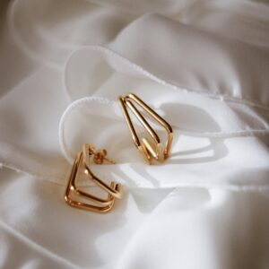 Forgyldte smukke øreringe